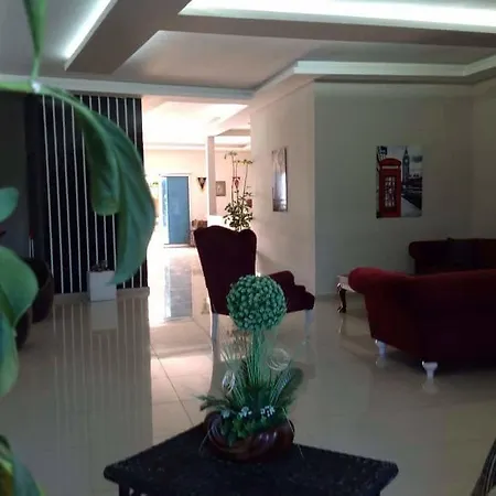 Palace - Halal Hotel